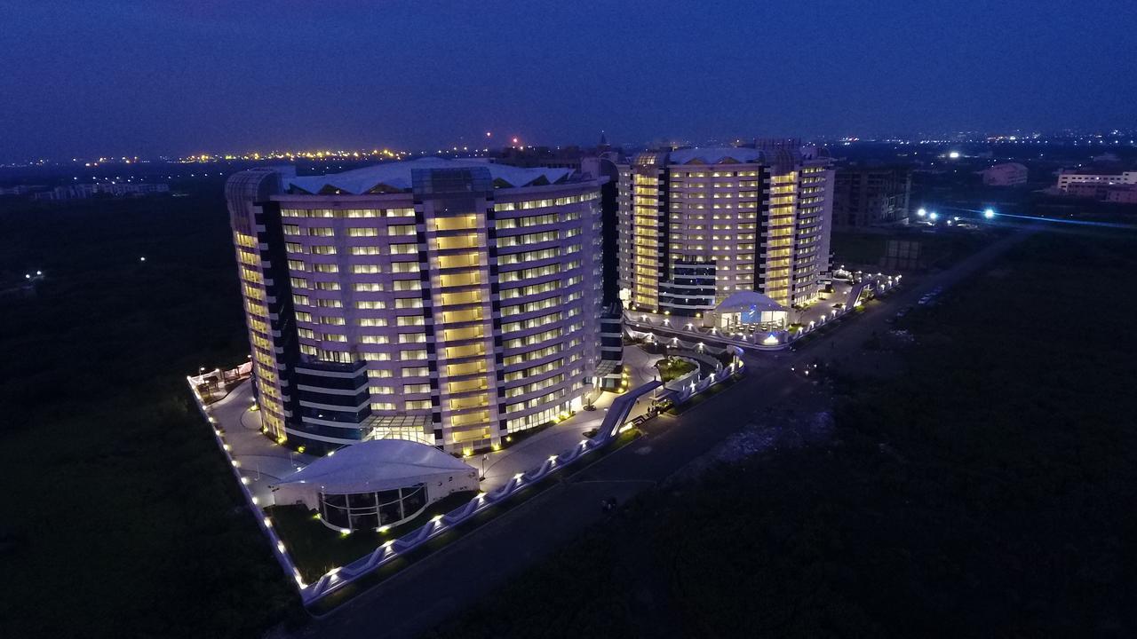 Rajhans Belliza Service Apartment Surate Exterior foto