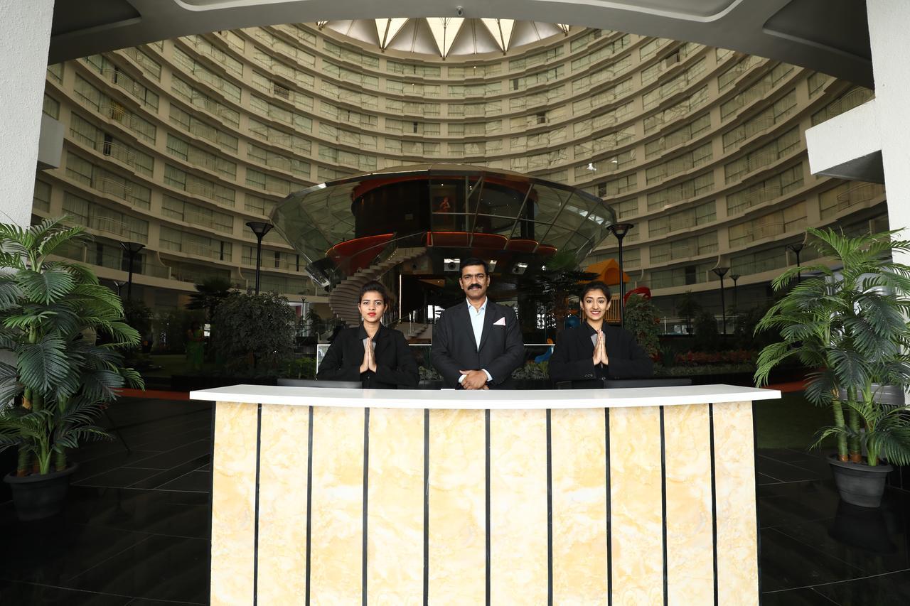 Rajhans Belliza Service Apartment Surate Exterior foto
